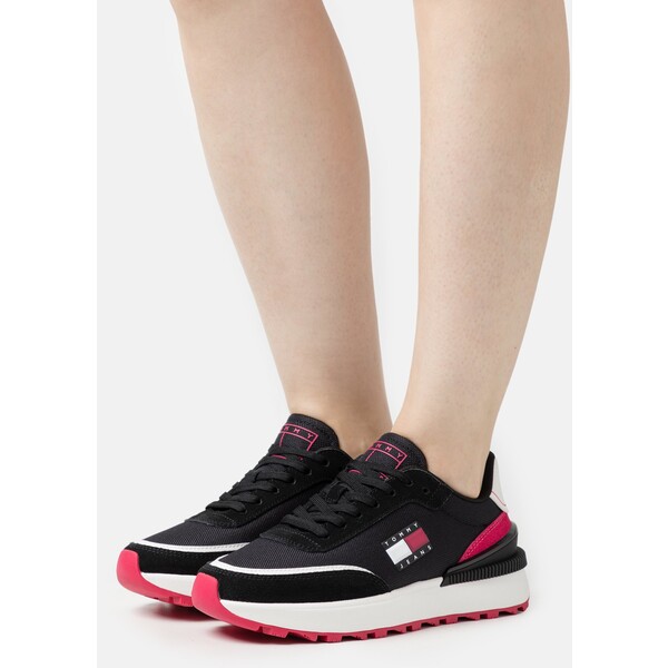 Tommy Jeans RUNNER Sneakersy niskie TOB11A0F3-Q11