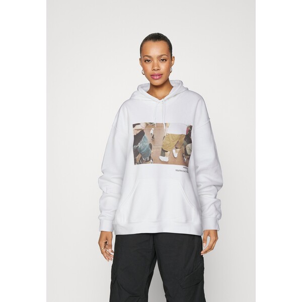 BDG Urban Outfitters MUSEUM OF YOUTH Bluza z kapturem QX721J03A-A11