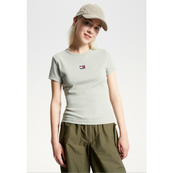 Tommy Jeans SLIM FIT T-shirt basic TOB21D0VH-M11