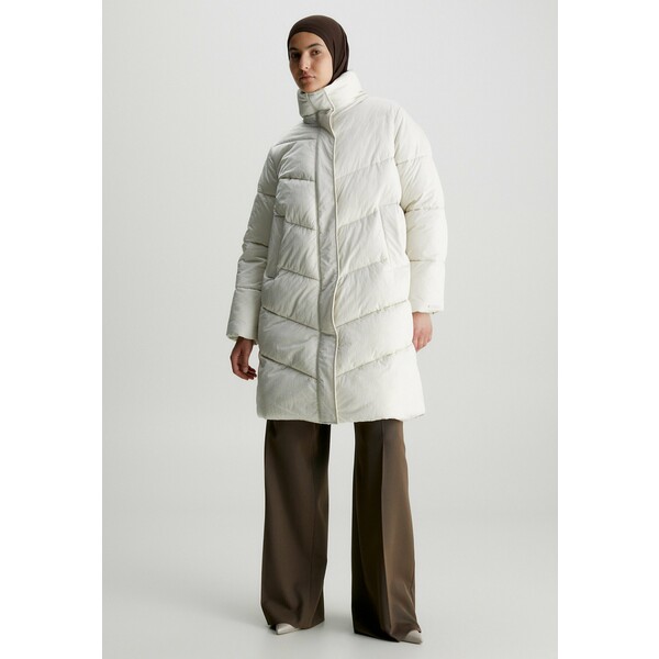 Calvin Klein Płaszcz zimowy 6CA21U06Y-A11