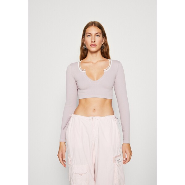 BDG Urban Outfitters Top QX721D09Z-I11
