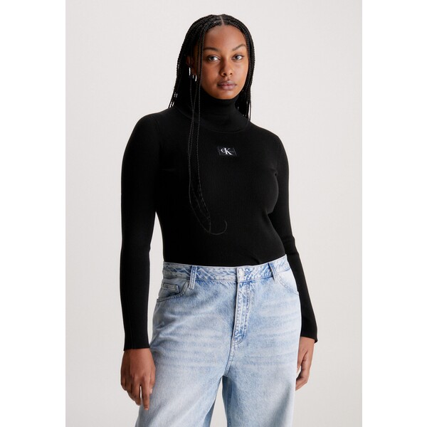 Calvin Klein Jeans Plus Sweter C2Q21D027-Q11