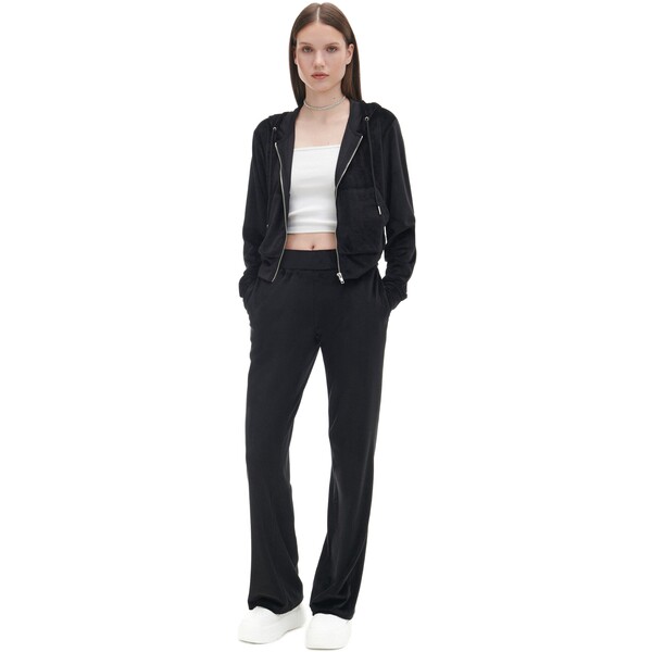 Cropp Czarne dresowe spodnie z ozdobną aplikacją 3584W-99X