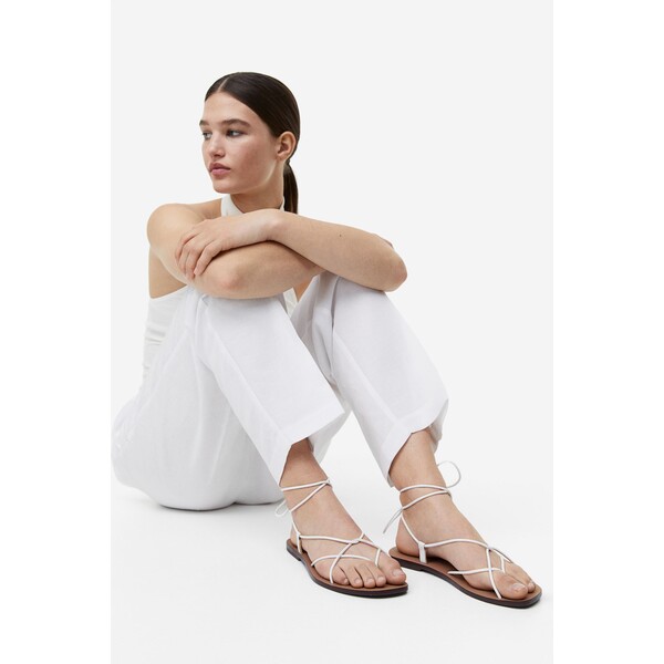 H&M Skórzane sandały - 1141351001 Biały