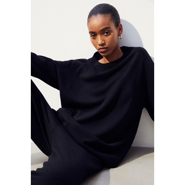 H&M Obszerny sweter kaszmirowy - Okrągły dekolt - Długi rękaw - 0786978022 Czarny