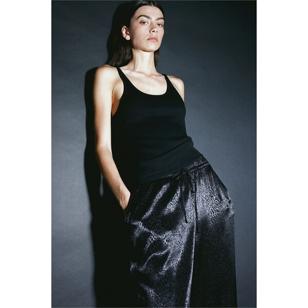 H&M Spodnie z diagonalu - 1194014003 Czarny