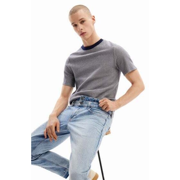 Desigual Spodnie jeansowe 24SMDD095007