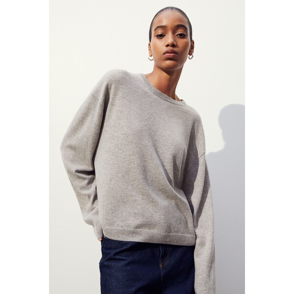 H&M Sweter kaszmirowy - Okrągły dekolt - Bardzo długi rękaw - 0951932031 Szarobeżowy