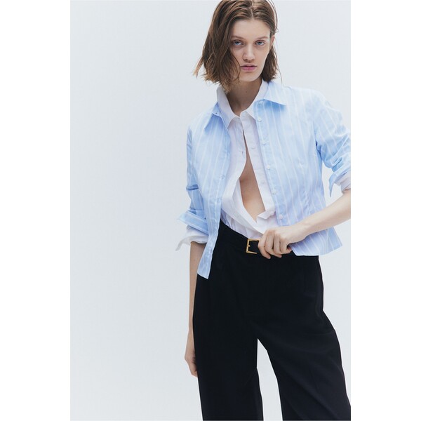 H&M Dopasowana koszula popelinowa - Długi rękaw - Normalna długość - 1202779008 Jasnoniebieski/Paski