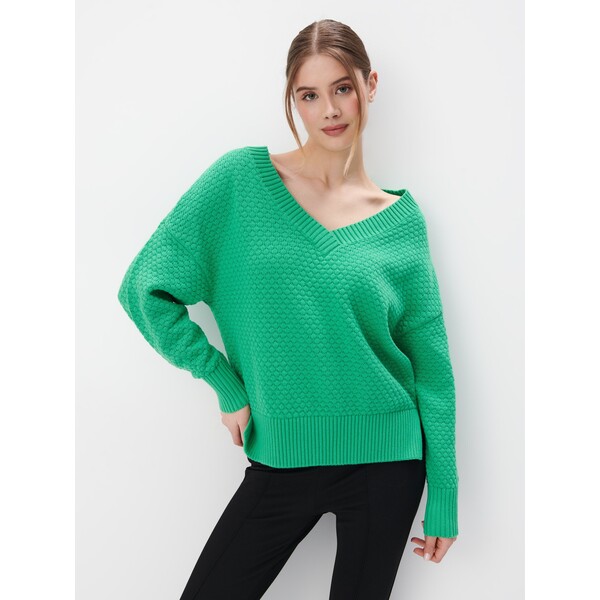 Mohito Zielony sweter z dekoltem V 8489Z-76X