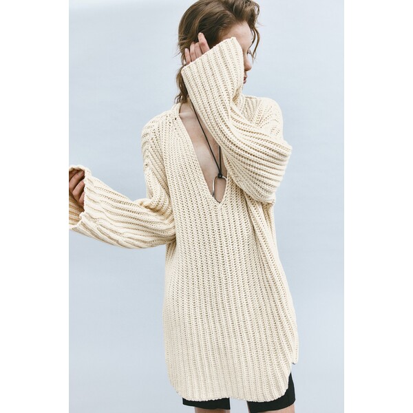 H&M Sweter z domieszką wełny - Głęboki dekolt - Długi rękaw - 1218186001 Jasnobeżowy