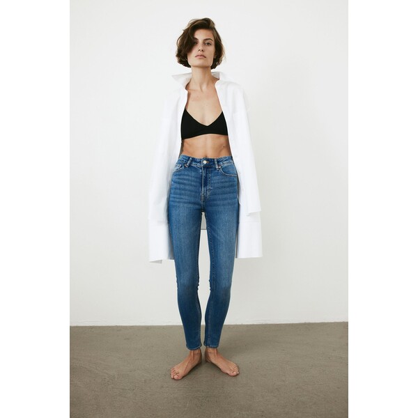H&M Skinny High Jeans - 1207354004 Niebieski denim