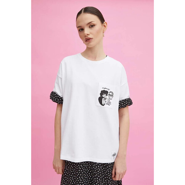 Medicine T-shirt bawełniany damski z domieszką elastanu by Magda Danaj - Porysunki kolor biały