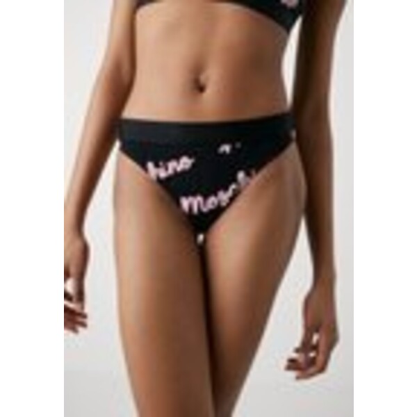Moschino Underwear Stringi MW881R01X-Q11