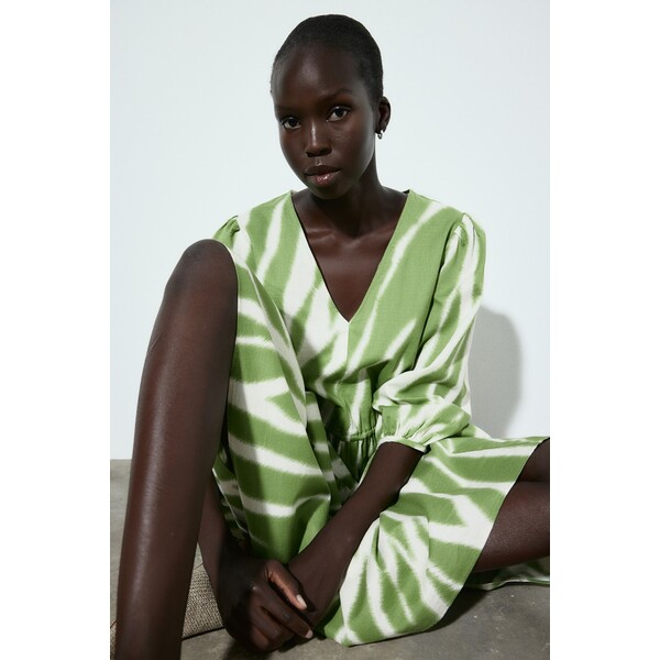 H&M Sukienka ze ściąganą tasiemką w talii - 1218299001 Zielony/Wzór
