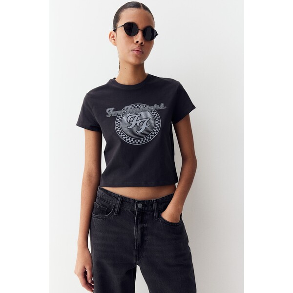 H&M T-shirt z nadrukiem - Wycięcie przy szyi - Krótki rekaw - 1207443025 Ciemnoszary