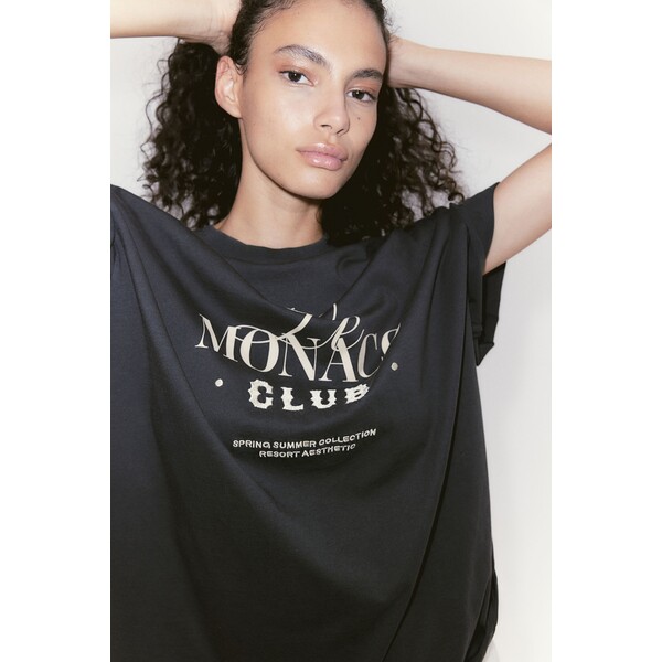 H&M T-shirt oversize z motywem - Okrągły dekolt - Krótki rekaw - 1198431023 Ciemnoszary/Monaco