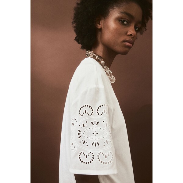 H&M T-shirt z haftem angielskim - Okrągły dekolt - Krótki rekaw - 1221691002 Biały