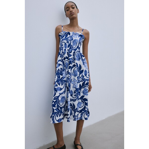 H&M Sukienka z elastycznym marszczeniem - Bez rękawów - Do kolan - -ONA 1221999003 Biały/Niebieskie kwiaty