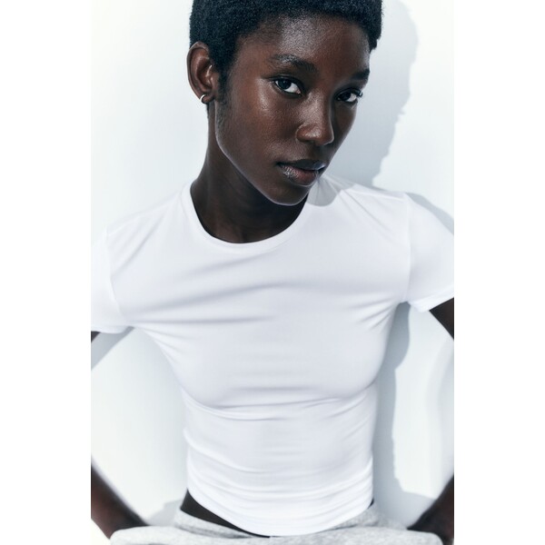 H&M Dopasowany T-shirt - Okrągły dekolt - Krótki rekaw - 1142908037 Biały