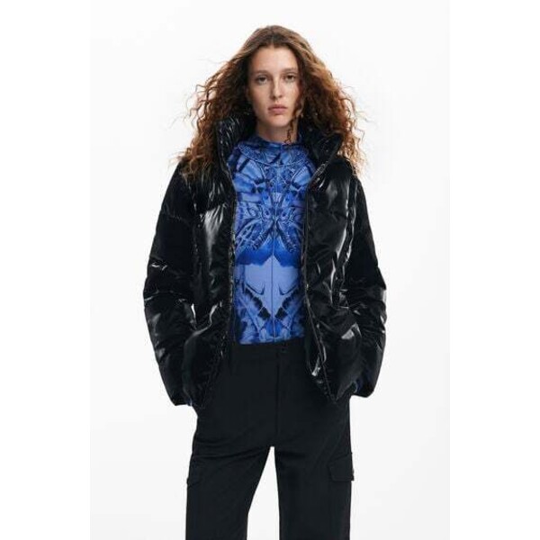 Desigual Pikowany płaszcz z kapturem 24WWEWBP2000