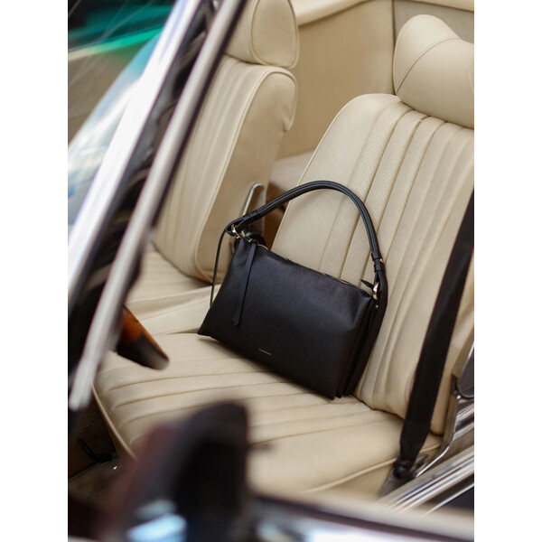 Taranko Czarna torebka ze skóry naturalnej R4TO02Y