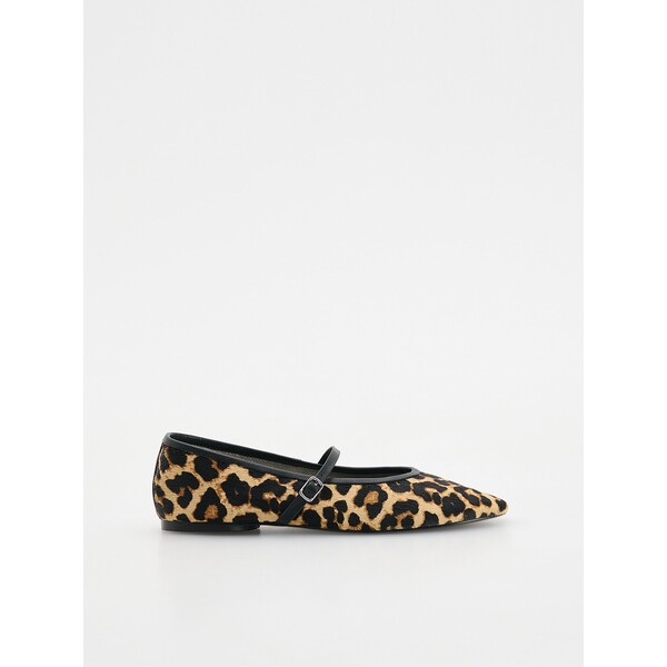 Reserved Skórzane baleriny ze zwierzęcym motywem 210CQ-80X