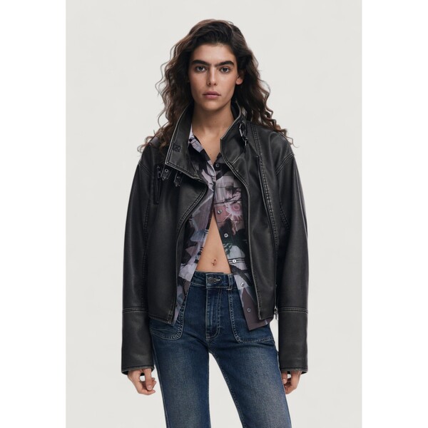 Desigual Płaszcz CHAQ_SACRAMENTO Czarny To Fit