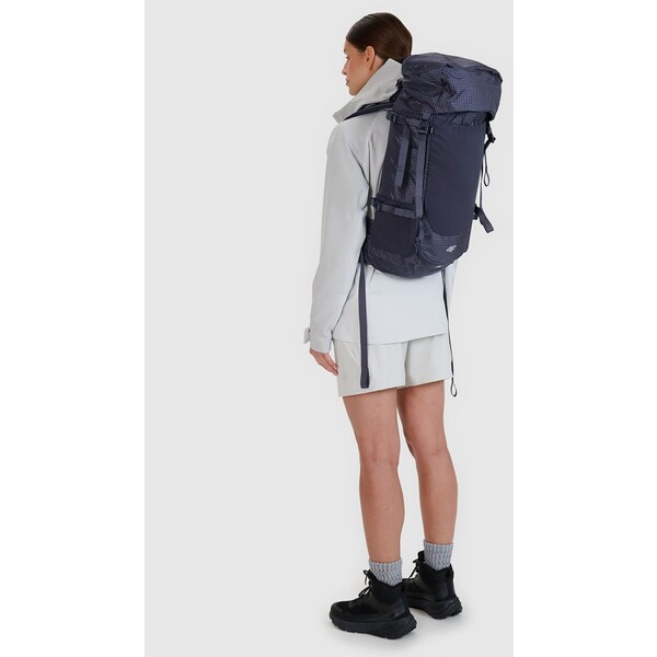 4F Plecak trekkingowy (30 L) - granatowy