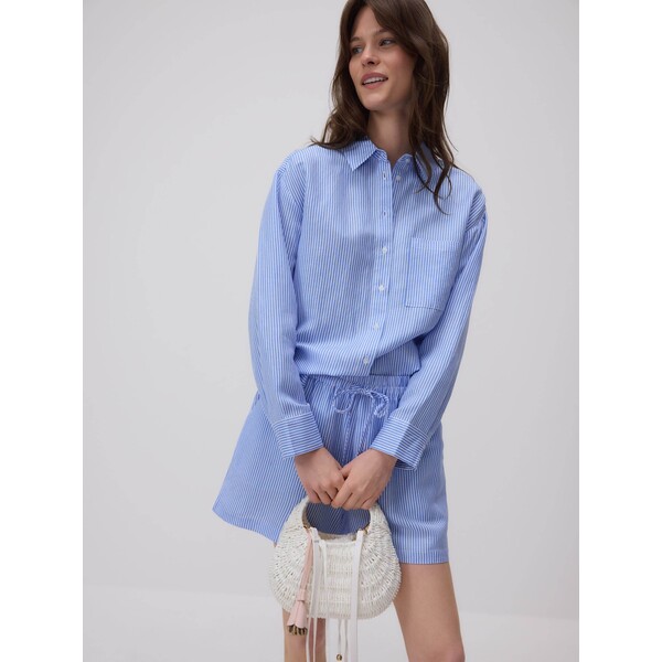 Reserved Pleciona torebka z zawieszką 436CN-00X