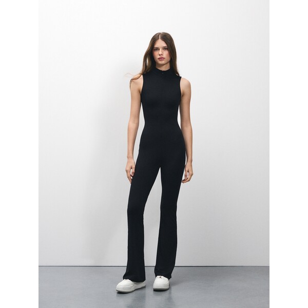 House Czarny kombinezon z rozszerzanymi długimi nogawkami 294HO-99X