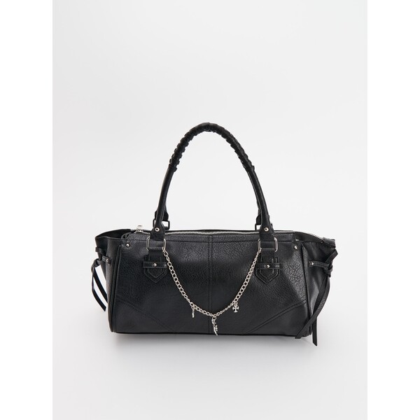 House Duża torba na ramię z łańcuszkiem i zawieszkami 086EA-99X
