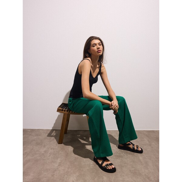 Mohito Zielone spodnie z lnu i wiskozy 809EF-77X