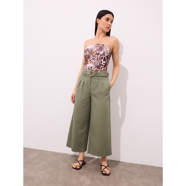 Mohito Zielone spodnie z paskiem 592EC-87X