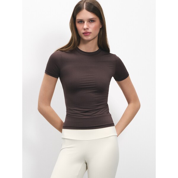 House Dopasowana koszulka ULTRAFLEX brązowa 720GP-88X