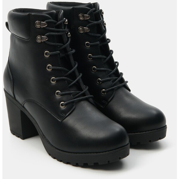 Sinsay Botki na obcasie z imitacji skóry 124FW-99X