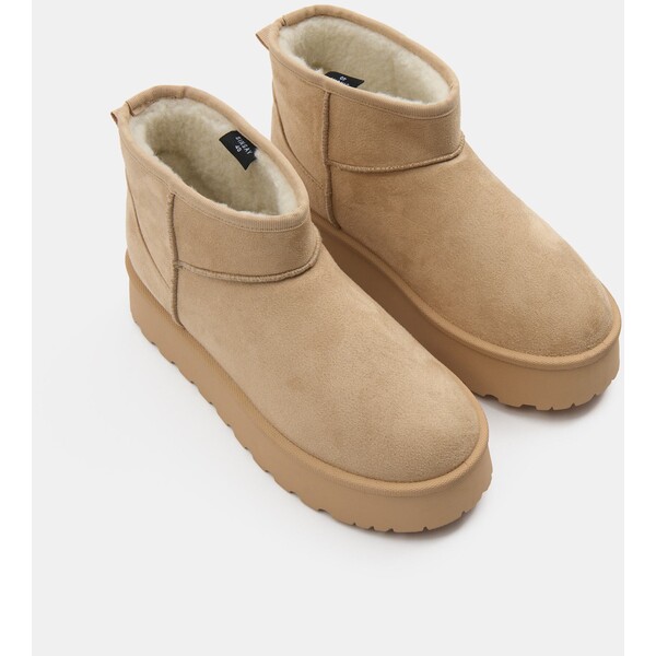 Sinsay Botki ocieplane z imitacji zamszu 144FW-08X