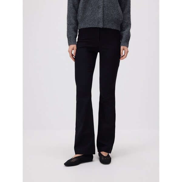 Reserved Spodnie flare z wiskozą 459GG-99X