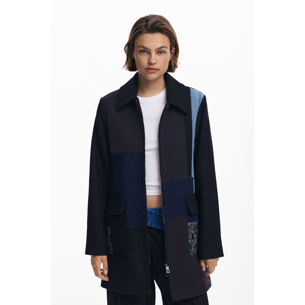 Desigual Prosty płaszcz patchworkowy 25WWEW462000