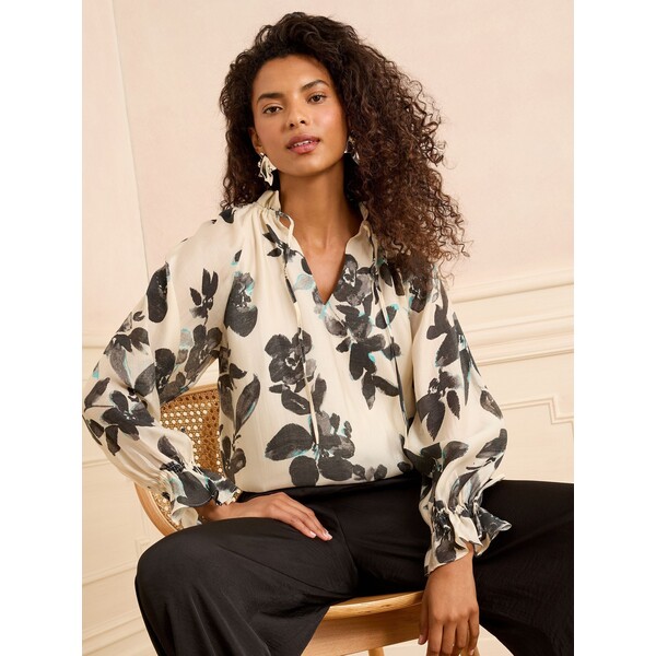 Love & Roses Biały/ecru z motywem kwiatowym - Love &amp; Roses Printed Shirred Notch Neck Long Sleeve Blouse F15-168