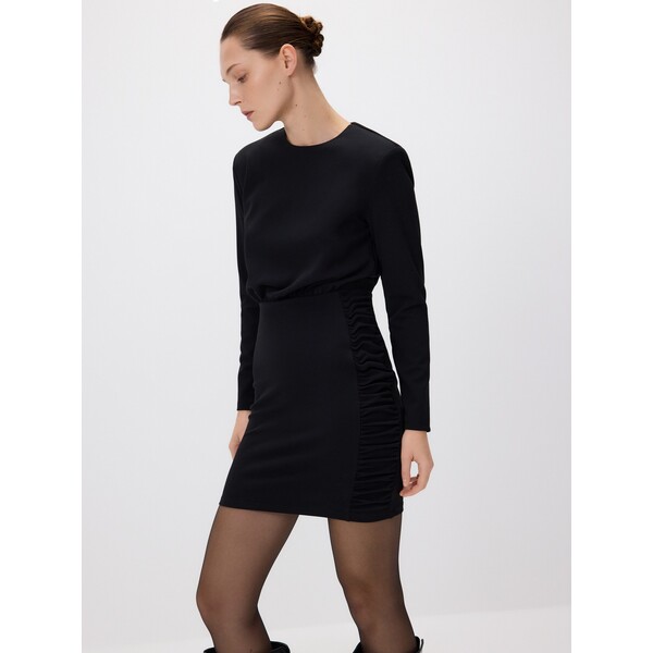 Reserved Sukienka mini z drapowaniem 028DS-99X