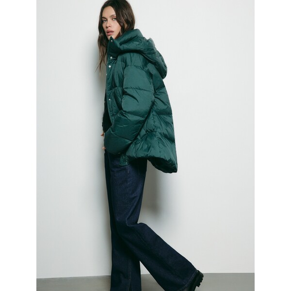 Reserved Puchowa kurtka z kapturem 719HD-67X