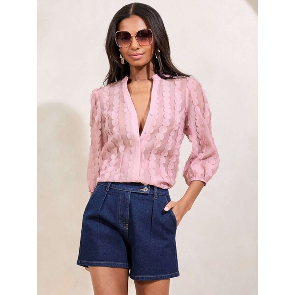 Różowy - Koszula Lipsy z tkaniny 3D, z kołnierzykiem grandad i krótkim rękawem F06-465