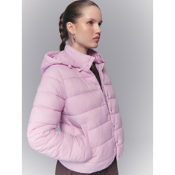 House Jasnoróżowa pikowana kurtka przejściowa 390HW-03X