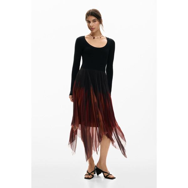 Desigual Dopasowana sukienka midi 26SWVKX62000