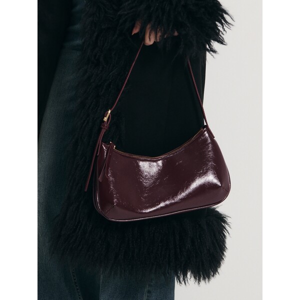 House Bordowa torebka bagietka z połyskującej sztucznej skóry 402JF-83X