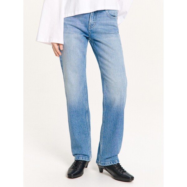 Cropp Niebieskie jeansy straight slim vintage 530HX-50M