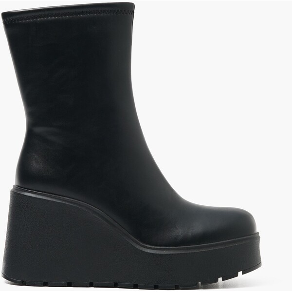 Cropp Kozaki z imitacji skóry na platformie 144FZ-99X