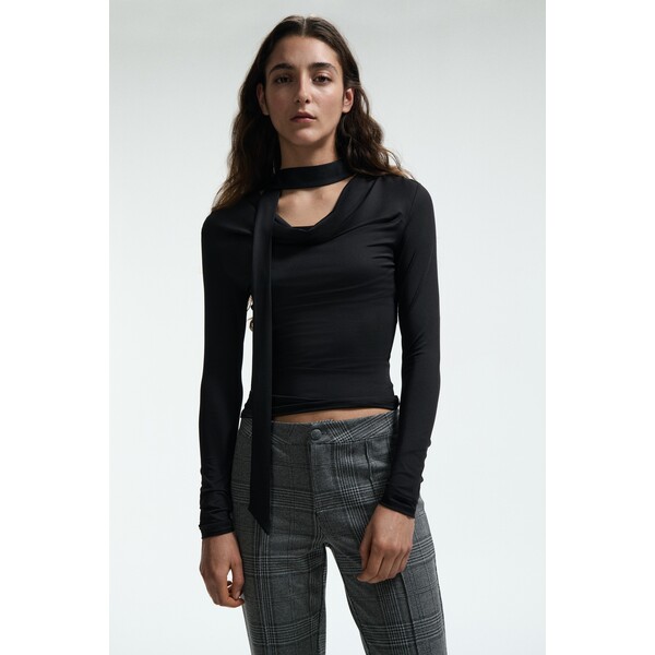 H&M Top z wiązanym detalem 1304260