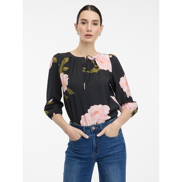 Czarna bluzka z kwiatowym wzorem ORSAY 1001529B01229